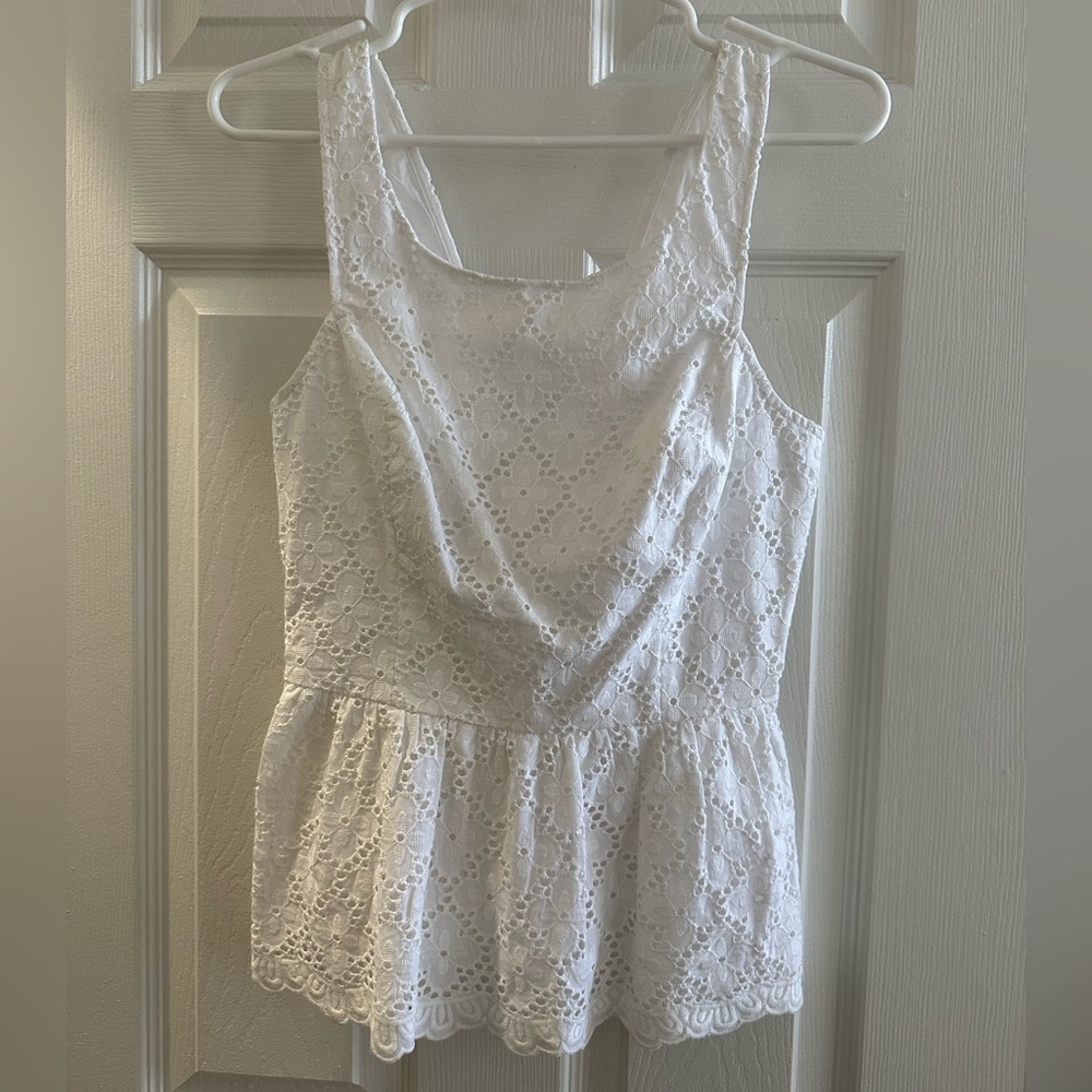 Lilly Pulitzer. Size 2. White peplum tank top.